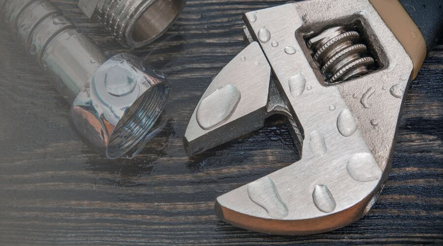 Why choose water damage restoration service for basement flood restoration services in Denver